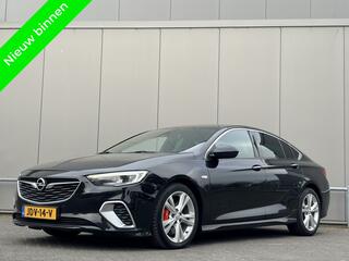 opel-insignia-2.0-biturbo-4x4-gsi--