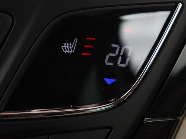 Opel INSIGNIA 1.4 Turbo Business Executive | Schuifdak | Leder | Trekhaak | Stoelverwarming | Xenon | Camera | Navigatie | Keyless | Comfortstoelen | Climate control | Dodehoek detectie