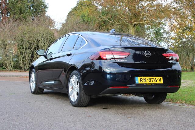 Opel INSIGNIA Grand Sport 1.5 Turbo EcoTec Business Executive 165 PK Apple CarPlay Stuurverwarming