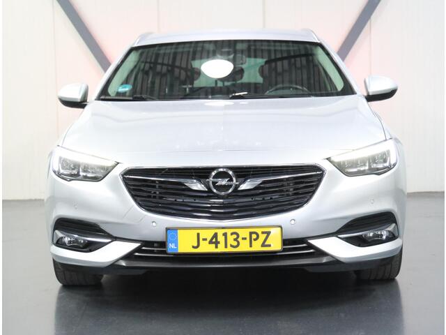 Opel INSIGNIA ST 165PK Turbo Innovation | AppleCarplay/AndroidAuto | Climate Control | Adaptive Cruise Control | Camera | AGR stoelen | Electrische achterklep | matrix LED | AUTOMAAT | Parkeersensoren | Privacy Glass | Isofix |