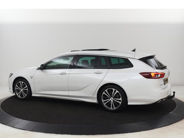 Opel INSIGNIA 1.6 Turbo Executive | OPC Line | Panoramadak | Leder | Trekhaak | Stoelverwarming | Camera | Carplay | Matrix LED | Stuurverwarming | Navigatie | Dodehoek detectie | Climate control