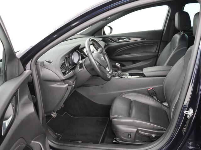Opel INSIGNIA 1.5 Turbo Business Executive | OPC Line | Leder | Stoel & stuurverwarming | Marix LED | Trekhaak | Carplay | Camera | Comfortstoelen | Navigatie