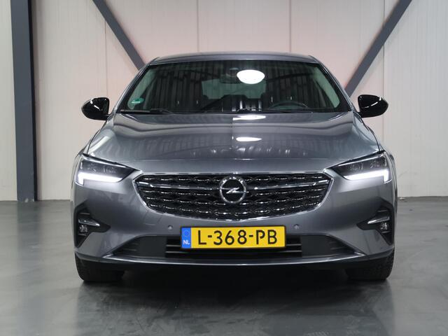 Opel INSIGNIA 174PK CDTI Elegance | 1ste eigenaar | Camera | Winterpakket | Trekhaak | Verwarmde achterbank | Head-Up Display | AppleCarplay/Android Auto | 18"LMV | FULL LED | Dodehoek Detectie | Adaptive Cruise Control | Parkeersensoren | Privacy Glass | Isofix |