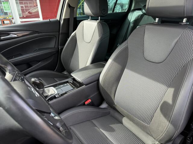 Opel INSIGNIA Grand Sport 1.5 Turbo 165 PK OPC-Line Business Executive Panoramadak, LED verl, Comf.intr, Trekhaak, etc..!!