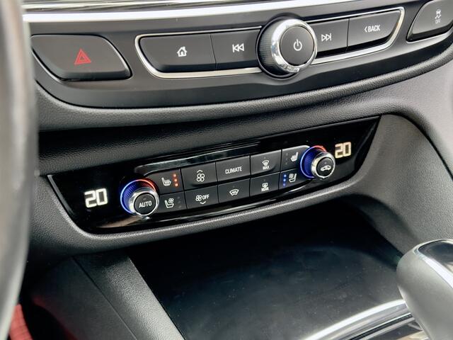 Opel INSIGNIA Sports Tourer 1.5 Turbo AUT6 EXECUTIVE SPORT-LEDER NAVI CAMERA APPLE-CARPLAY HEADUPP LED LMV PDC