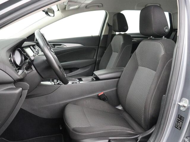 Opel INSIGNIA Sports Tourer 1.5 Turbo Business Executive Aut. Trekhaak | Cruise Control | Carplay | Climate Control | Stoelverwarming | Stuurverwarming | Parkeersensor