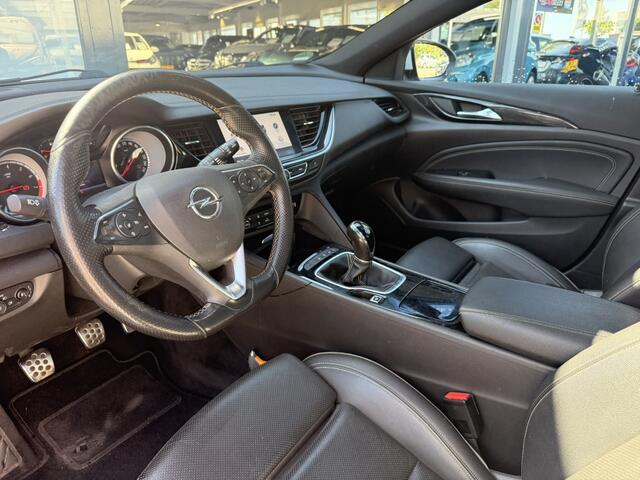 Opel INSIGNIA Sports Tourer 1.5 T Business Executive | OPC | Pano | Leer