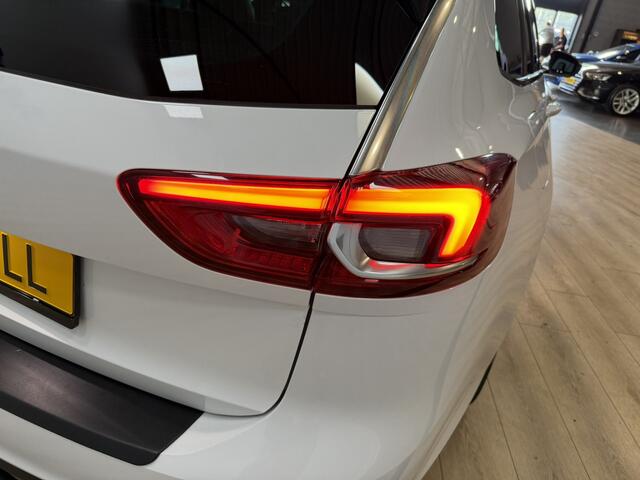 Opel INSIGNIA Sports Tourer 2.0 Turbo Business Elegance Airco ECC | Panorama | Trekhaak | Stoel Verkoeling | Massage | Memory | Isofix | NAP