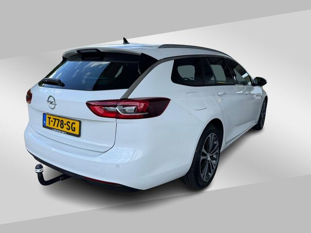 Opel INSIGNIA Sports Tourer 1.5 Turbo Business Executive | Camera | Elektrisch Panoramadak | Stoel & Stuur verwarmd | Afn. Trekhaak |