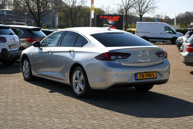 Opel INSIGNIA Grand Sport 1.5 Turbo EcoTec 140 PK/ APPLE CARPLAY/ NAVIGATIE
