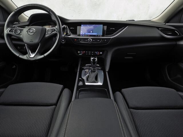 Opel INSIGNIA 1.5 Turbo Business Executive 165Pk Automaat (APPLE CARPLAY, GROOT NAVI, CLIMATE, CAMERA, STUUR/STOELVERWARMING, ADAPTIVE CRUISE, SPORTSTOELEN, GETINT GLAS, TREKHAAK, NIEUWSTAAT)