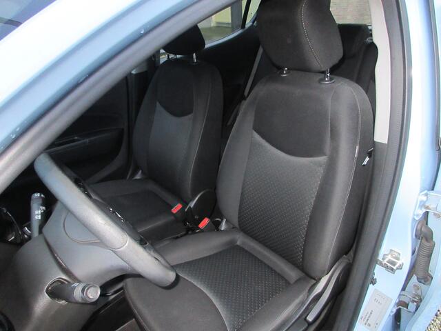 Opel KARL navigatie AIRCO