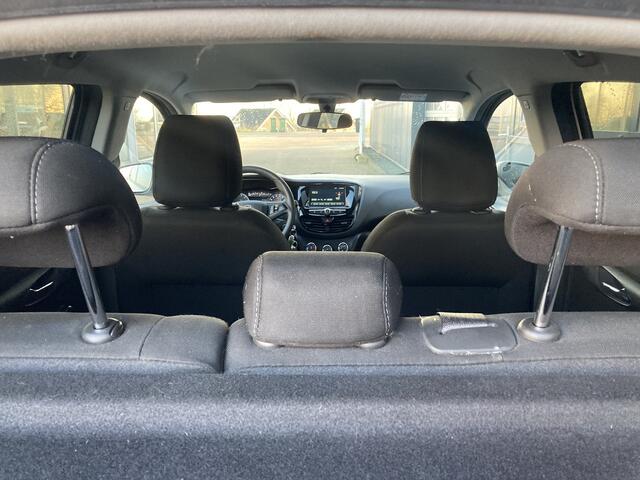 Opel KARL 1.0 75pk Rocks Online Edition NAVI/CARPLAY/CRUISE/PDC/15INCH