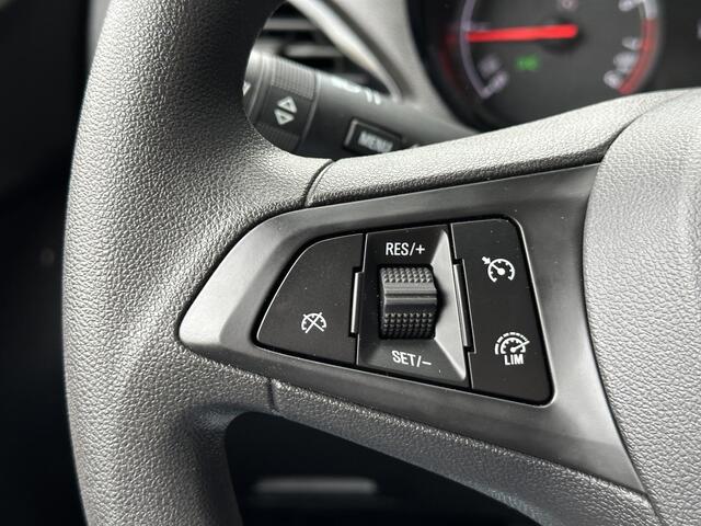 Opel KARL 1.0 Rocks Online Edition / Eerste Eigenaar / Lage Kilometerstand / Dealer Onderhouden / Airco / Cruise / Apple Carplay&Android Auto / Parkeersensoren Achter / 15" LM Velgen /