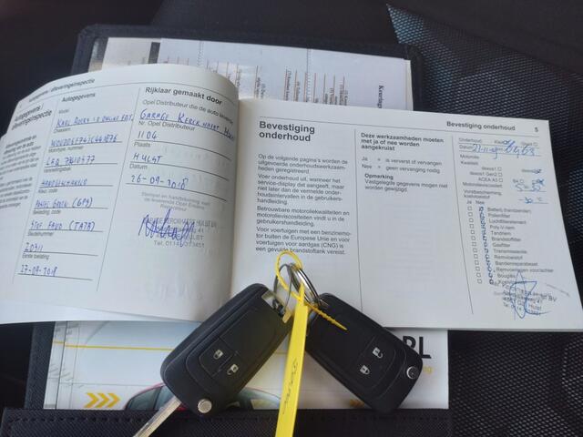 Opel KARL 1.0 Rocks Online Edition