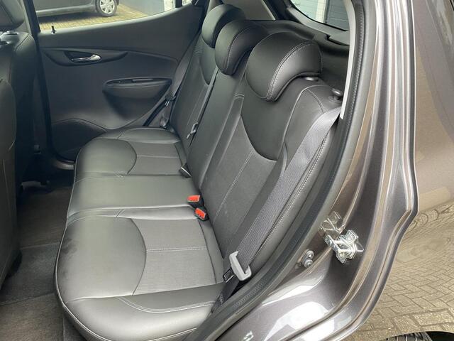 Opel KARL 1.0 ecoFLEX Innovation Automaat/ / Airco/ Cruise/ Bluetooth/ Elektrische ramen/ PDC/ LMV