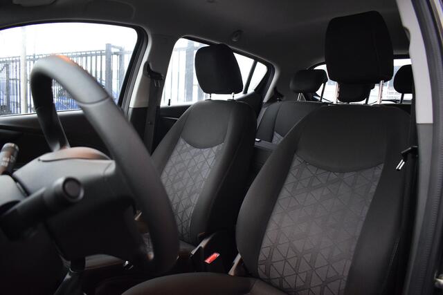 Opel KARL 1.0 ecoFLEX 120 Jaar Edition | 5 Deurs | Airco | Cruise | Elektrische Ramen