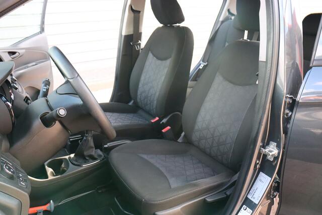 Opel KARL 1.0 ecoFLEX 120 Jaar Edition O.a: Pdc, 15 Inch L.m., Bluetooth, Airco, Cruise, E.t.c. .. Rijklaar! All-in prijs!