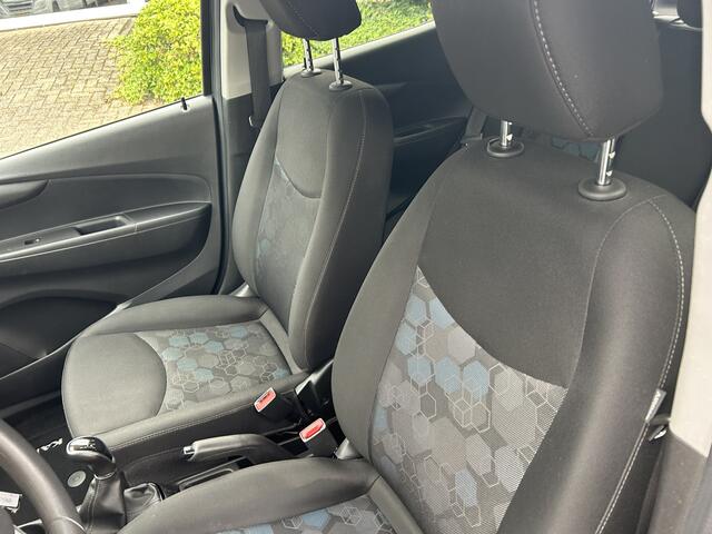 Opel KARL 1.0 Rocks Online Edition