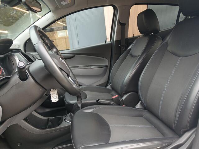 Opel KARL 1.0 ecoFLEX Innovation / apple car play / android auto / all season banden
