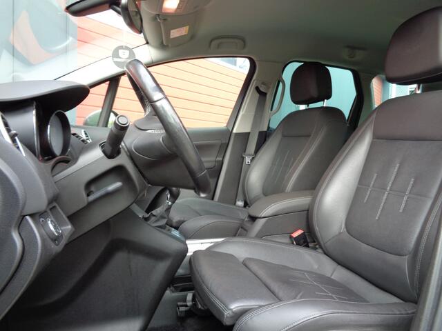 Opel MERIVA 1.4 Turbo Blitz 120PK Clima Navi Cruise Leer LMV Trekhaak NL-Auto Hoge-Instap