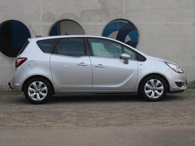 Opel MERIVA 1.4 Turbo Blitz | NAVIGATIE | TREKHAAK | ALL SEASON BANDEN |