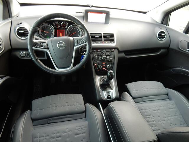 Opel MERIVA 1.4 120PK Turbo BlitZ | All season banden | Trekhaak | Half leder | AGR stoelen | Winter pack |