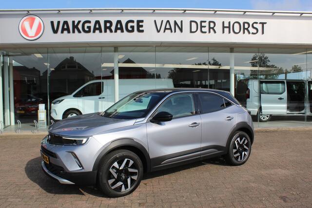 Opel MOKKA 1.2-101pk 'Elegance'. Werkelijk in nieuwstaat verkerende nieuwste model Opel Mokka ! Volautm. airco, navigatie, Isofix, telefoonvoorb., metallic lak, LM wielen, digitaal dashboard etc., etc.