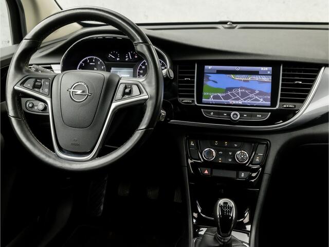 Opel MOKKA X 1.4 Turbo Sport 141Pk (GROOT NAVI, APPLE CARPLAY, CRUISE, CLIMATE, DAB+, GETINT GLAS, ARMSTEUN, SPORTSTOELEN, LM VELGEN, PARKEERSENSOREN, TREKHAAK, NIEUWE APK, NIEUWSTAAT)