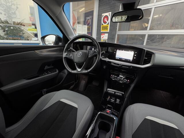 Opel MOKKA Mokka-e Elegance 50-kWh 11kw bl. | Voorstoelen Verwarmd | Achteruitrijcamera | Stuurverwarming | Rijklaar + 12 Maand BOVAG Garantie