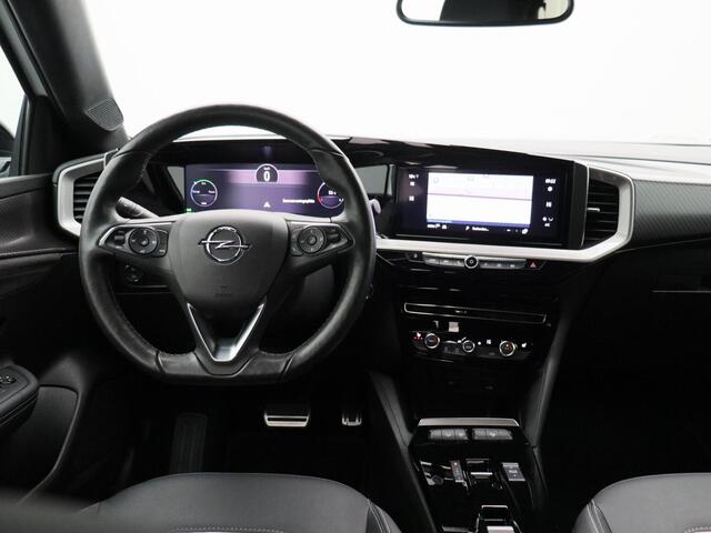 Opel MOKKA Mokka-e Ultimate 50-kWh 136pk | Navigatie | 360 Graden Camera | Stoelverwarming | Apple CarPlay & Android Auto