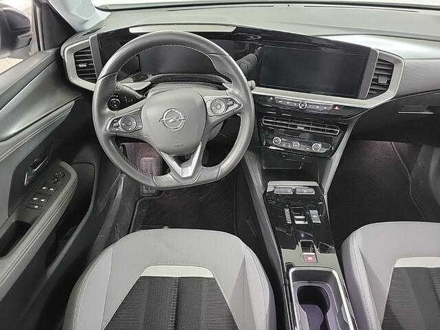 Opel MOKKA Mokka-e Business Elegance 50-kWh (136 PK) 1e-Eig. Opel-Dealer-Onderh. BOVAG-Garantie. NL-Auto. Warmtepomp, Navigatie/Apple-Carplay/Android-Auto, Cruisecontrol, Keyless-Entry/Start, Parkeersensoren, Achteruitrijcamera, DAB, Lm-Velgen-17Inch, Privacy-Glas