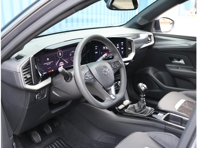 Opel MOKKA 1.2 136PK Turbo Level 5 | Camera | Dodehoekdetectie | Virtual Cockpit | TwoTone | Sport Stoelen | 18"LMV | Alcantara | Massage stoel |