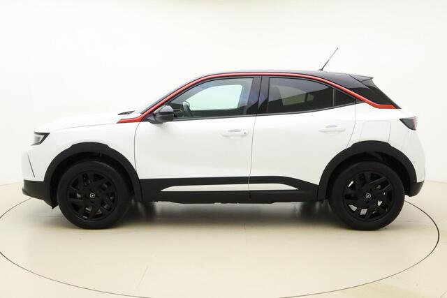 Opel MOKKA Electric Level 4 50 kWh | Navigatie | Achteruitrijcamera | Climate control | Cruise control | Donkere hemelbekleding | Warmtepomp | Sportieve uitvoering