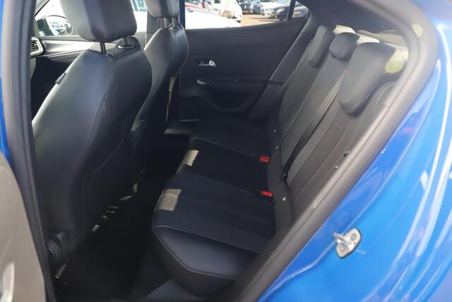 Opel MOKKA Mokka-e Business Elegance 50-kWh 11kw bl. Trekhaak Virtual Navigatie Achteruitrijcamera Carplay Android Stoelverwarming Keyless