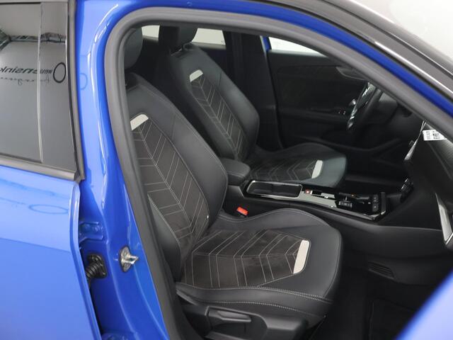 Opel MOKKA Mokka-e Ultimate 50-kWh 11kw bl. | Trekhaak | Warmtepomp | Navigatie | Parkeercamera | Stoel/Stuurverwarming | verwarming | Cruise Control Adaptief |