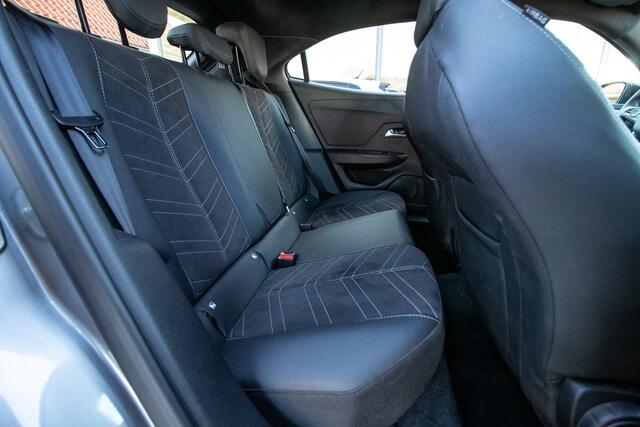 Opel MOKKA 1.2 Turbo Ultimate automaat - All-in rijklaarprijs | Massage stoelen | Carplay | Adpt. cruise | Nav | Cam
