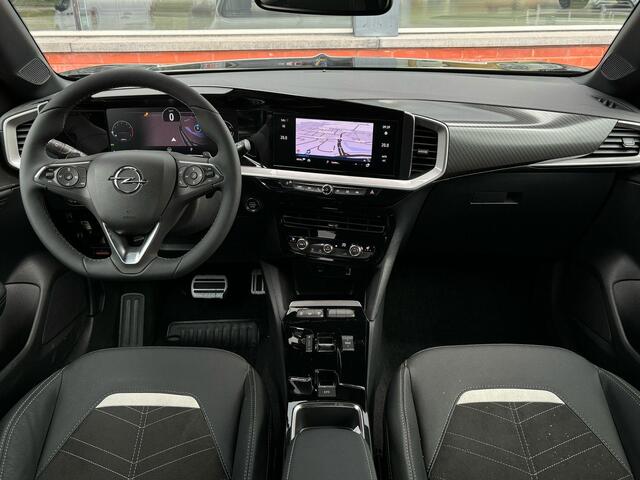 Opel MOKKA 1.2 Turbo Ultimate Automaat | Alacantara bekleding | Massagestoel voor | Stoelverwarming | Navigatie | Camera | 18" lichtmetalen velgen | Zwarte motorkap