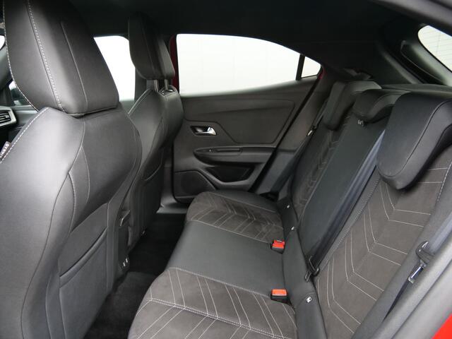 Opel MOKKA 1.2 Turbo 130pk Ultimate Automaat LED / Massagestoel / Apple Carplay