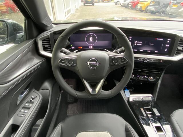 Opel MOKKA 1.2 Turbo Automaat Ultimate | Black Edition | Achteruitrijcamera | Massagestoelen | Apple Carplay/Android Auto | Keyless | 18'' Velgen