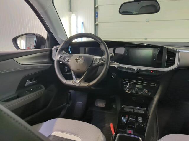 Opel MOKKA Mokka-e Elegance 50-kWh 11kw bl. Navigatie Apple Carplay/Android Auto Camera Parkeersensor achter Cruise Control Stoel- en stuurverwarming Ledverlichting Climate Control
