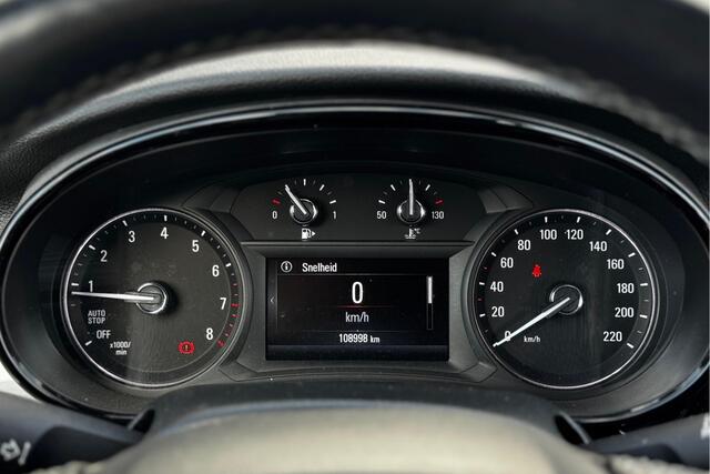 Opel MOKKA X 1.4 Turbo Innovation 140pk - Climate - Navigatie - Stoel-stuurverwarming - Trekhaak - Rijklaar