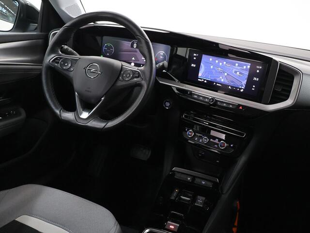 Opel MOKKA Mokka-e Elegance 50-kWh 7.4kw bl. | DAB | Stoel/Stuurverwarming | Navigatiesysteem | Parkeercamera | Keyless Go | Dodehoekdetectie |