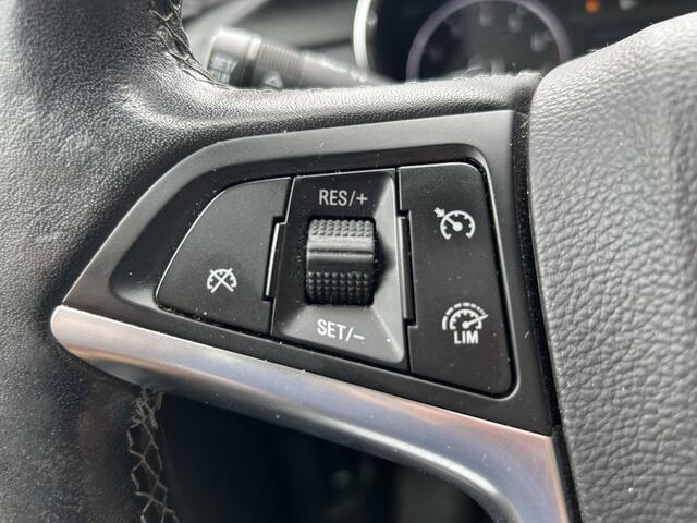 Opel MOKKA X 1.4 Turbo Innovation // NAVI + CARPLAY // CAMERA + PDC V+A // LEDER // STOEL + STUURWIELVERWARMING // TREKHAAK!!