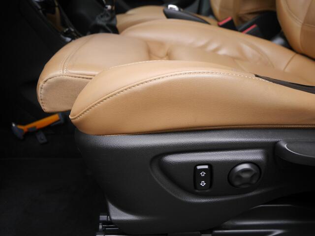 Opel MOKKA X 1.4 Turbo Innovation | Stoel en stuurverwarming | Lederen bekleding | Comfortstoelen | Achteruitrijcamera | Lichtmetalen velgen | Parkeersensoren voor en achter | Keyless entry en start | Schuif/kanteldak