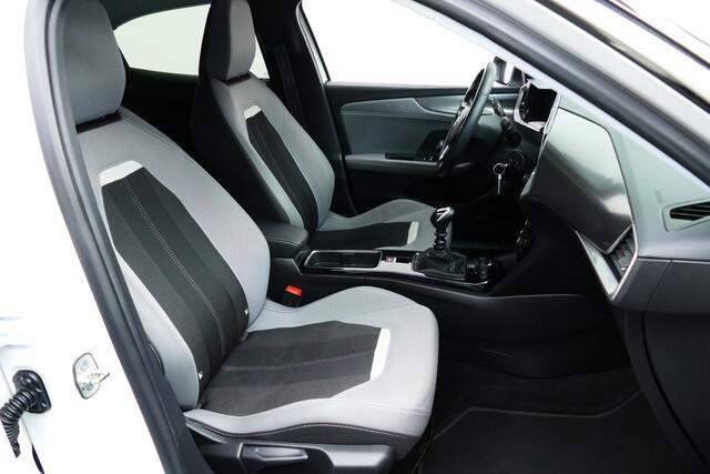Opel MOKKA 1.2 130pk Turbo Elegance. Camera, Clima, Cruise, Stoel&StuurVerw, Haak 1200kg