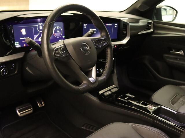 Opel MOKKA Mokka-e Ultimate 50-kWh 11kw bl. - SOH 98,6% - ACHTERUITRIJCAMERA- 3 FASE LADEN - 360 GRADEN CAMERA - APPLE CARPLAY/ANDROID AUTO - CRUISE CONTROL ADAPTIEF - MATRIX LED KOPLAMPEN - DODEHOEK DETECTIE - LEDEREN BEKLEDING - STOEL EN STUUR VERWARMING - KEYLE