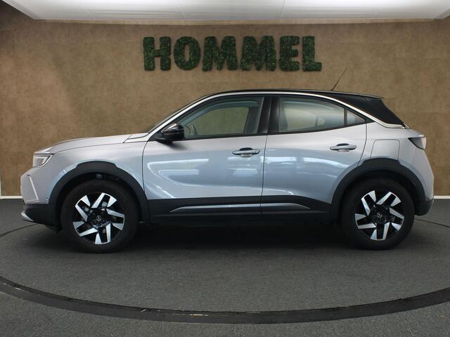 Opel MOKKA Mokka-e Level 3 50 kWh - SOH 99,8 % !!- NAVIGATIE - PARKEERSENSOREN VOOR/ ACHTER - TWO TONE LAK - 17 INCH LICHT METALEN VELGEN - DODEHOEK DETECTIE - KEYLESS ENTRY/ START - LICHT/ REGENSENSOR - CAMERA
