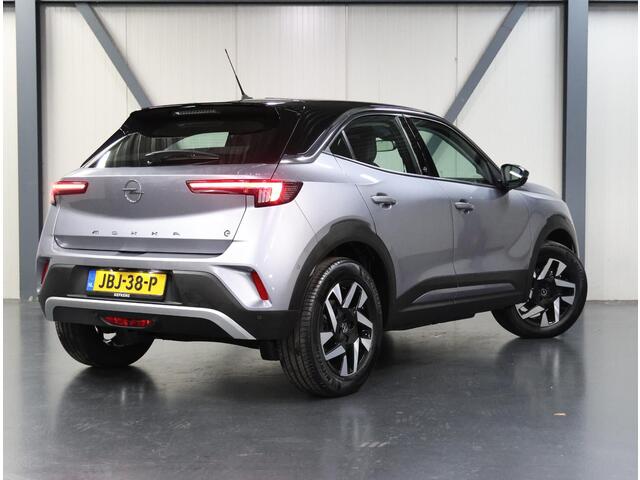 Opel MOKKA Mokka-e Elegance 50-kWh 136PK | AppleCarPlay/AndroidAuto | Cruise Control | Climate Control | Camera | Digitale Cockpit | Navigatie | FULL LED | TwoTone | Isofix | Armsteun |