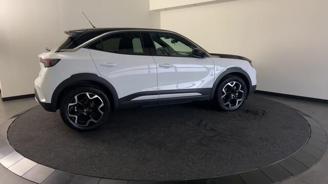 Opel MOKKA Electric Ultimate 50 kWh Topstaat zeer sportieve Mokka! | Multimedia | Navi Pro | Zwart dak en motorkap!